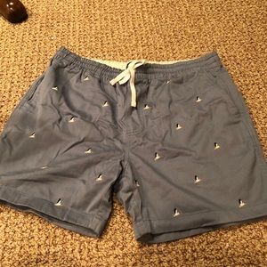 J.Crew Seagull print shorts sz L
